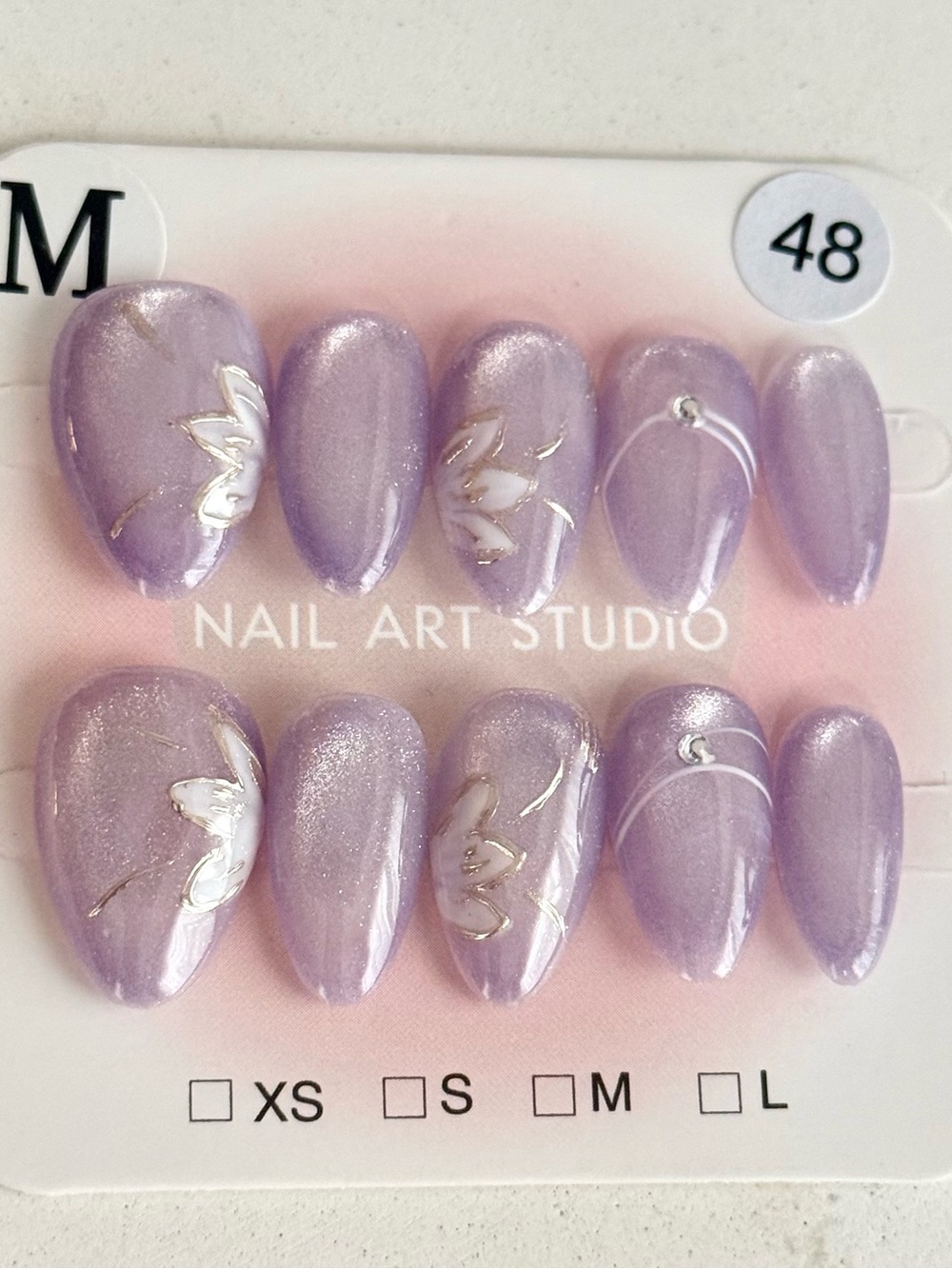 Handmade Lavender Pearl Press-On Nails - Floral Accent Short Almond Size M
